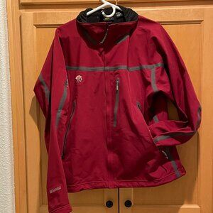 Men’s Mountain Hardwear jacket